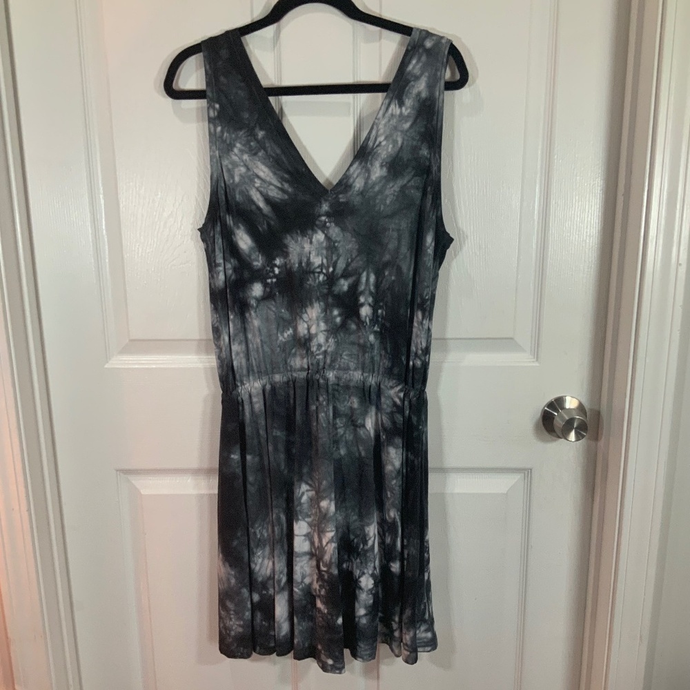 Sweaty Betty Take It Easy Dress Sleeveless Tie Dye Athletic Travel Size Medium - Picture 4 of 7